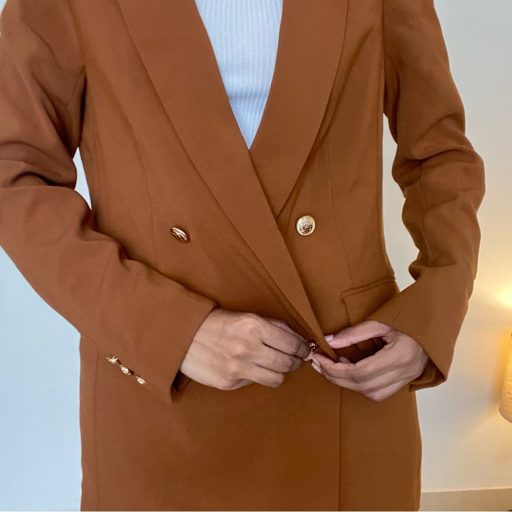 H&M brown double breasted blazer with gold buttons, oversized blazer - Picture 7 of 8